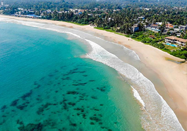 Hiriketiya Beach in Dikwella