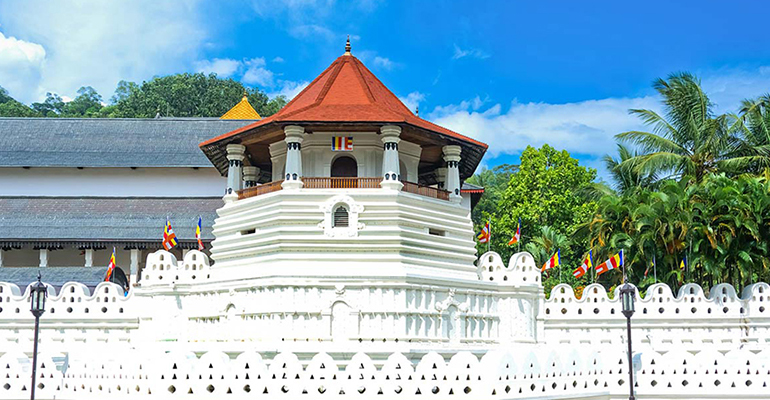 Kandy City and Temple of the Tooth Relic